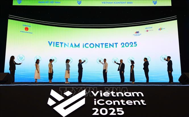 Khai mạc diễn đàn VIETNAM iCONTENT 2025. Ảnh: Thu Hương - TTXVN