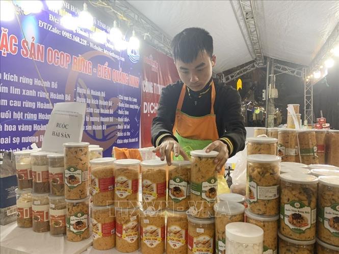 Sản phẩm đặc trưng, tiêu biểu của tỉnh Quảng Ninh. Ảnh: Mạnh Minh - TTXVN