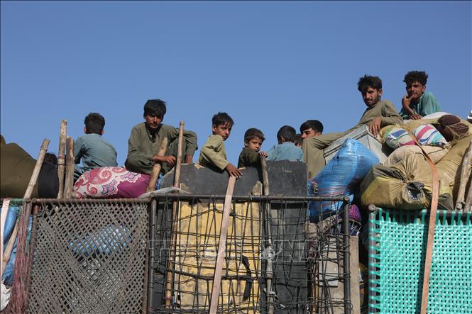 Người tị nạn tại trại tạm ở Kabul, Afghanistan. Ảnh: THX/TTXVN