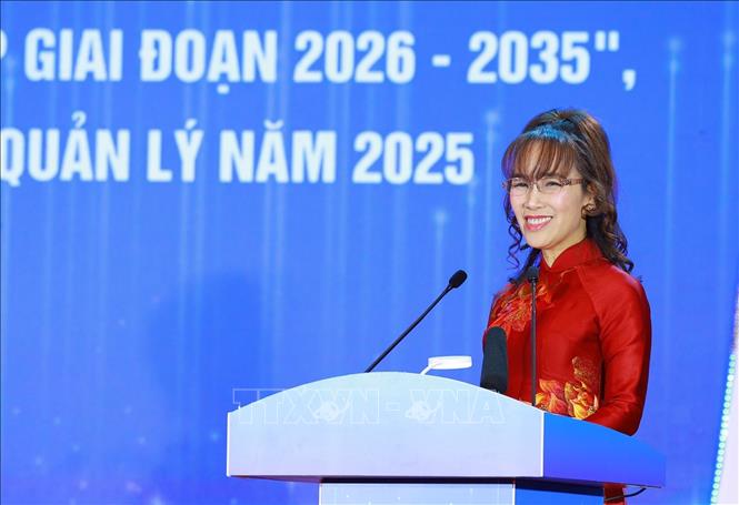 Bà Nguyễn Thị Phương Thảo, Chủ tịch Tập đoàn Sovico tham luận 