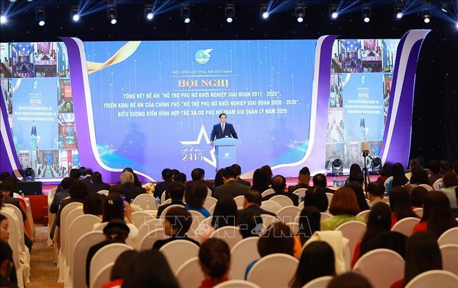 Thủ tướng Phạm Minh Chính phát biểu tại Hội nghị tổng kết Đề án hỗ trợ phụ nữ khởi nghiệp. Ảnh: Dương Giang-TTXVN 
