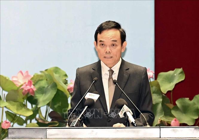 Ông Trần Lưu Quang, Bí thư Trung ương Đảng, Bí thư Thành ủy Thành phố Hồ Chí Minh phát biểu chỉ  đạo Đại hội đại biểu MTTQ Việt Nam Thành phố Hồ Chí Minh. Ảnh: Xuân Khu-TTXVN