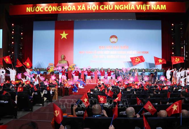 Tiếp mục văn nghệ chào mừng Đại hội. Ảnh: Xuân Khu-TTXVN