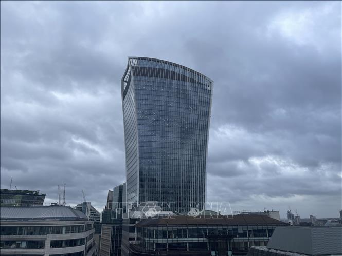 Walkie Talkie, tòa nhà cao 160m nơi Sky Garden tọa lạc. Ảnh: Minh Hợp-Phóng viên TTXVN tại Anh
