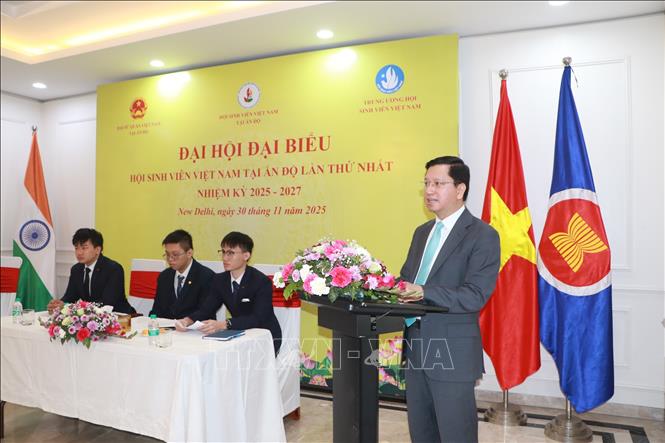 Đại sứ Đặc mệnh toàn quyền Việt Nam tại Ấn Độ kiêm nhiệm Nepal và Bhutan Nguyễn Thanh Hải chúc mừng Đại hội. Ảnh: Ngọc Thúy - PV TTXVN tại Ấn Độ  