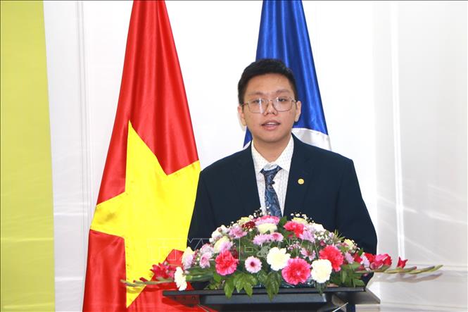 Tân Chủ tịch Hội sinh viên Việt Nam tại Ấn Độ lần thứ nhất Bùi Hoàng Long phát biểu tại Đại hội. Ảnh: Quang Trung - PV TTXVN tại Ấn Độ  