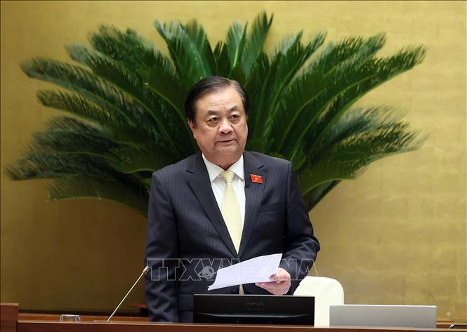 Phó Chủ tịch Quốc hội Lê Minh Hoan điều hành phiên họp. Ảnh: An Đăng - TTXVN
