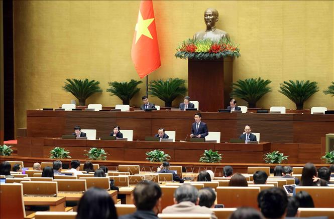 Bộ trưởng Bộ Khoa học và Công nghệ Nguyễn Mạnh Hùng giải trình, làm rõ một số vấn đề đại biểu Quốc hội nêu. Ảnh: An Đăng - TTXVN