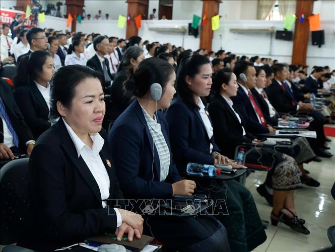 Các đại biểu Lào tham dự cuộc phát biểu chính sách của Tổng Bí thư Tô Lâm tại Học viện Chính trị và Hành chính Quốc gia Lào. Ảnh: Thống Nhất - TTXVN
