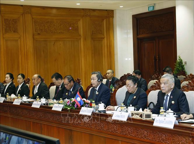 Chủ tịch Quốc hội Lào Saysomphone Phomvihane phát biểu tại cuộc hội kiến Tổng Bí thư Tô Lâm. Ảnh: Thống Nhất - TTXVN