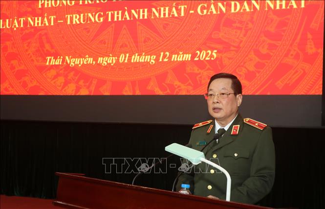 Thiếu tướng Bùi Đức Hải, Ủy viên Ban Thường vụ Tỉnh ủy, Bí thư Đảng ủy, Giám đốc Công an tỉnh Thái Nguyên, phát động chương trình. Ảnh: Vũ Hoàng Giang - TTXVN