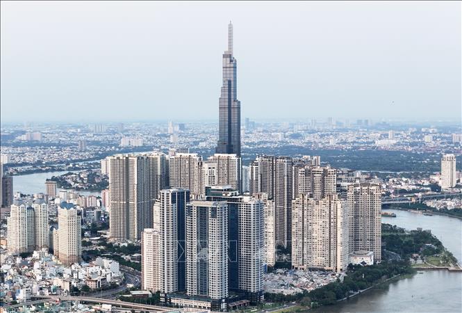 Khu phức hợp chung cư hạng sang gần trung tâm Thành phố Hồ Chí Minh ven sông Sài Gòn tiếp tục giữ sức nóng. Ảnh: Hồng Đạt - TTXVN
