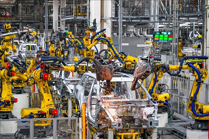 Quang cảnh nhà máy tại Trùng Khánh, Trung Quốc. Ảnh: THX/TTXVN