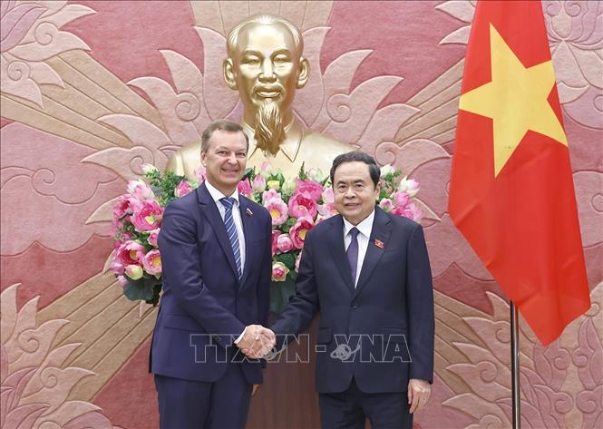  Chủ tịch Quốc hội Trần Thanh Mẫn tiếp ông Andrey Vladimirovich Yatskin, Phó Chủ tịch Thứ nhất Hội đồng Liên bang Quốc hội Liên bang Nga. Ảnh: Doãn Tấn - TTXVN