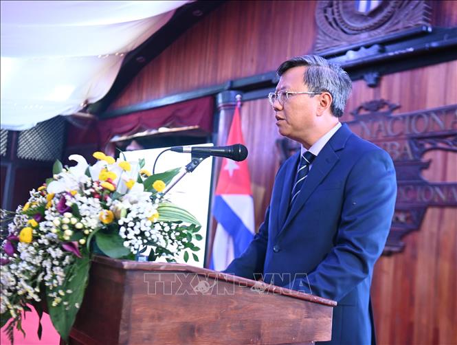 Đại sứ Việt Nam tại Cuba Lê Quang Long khẳng định tình đoàn kết, hữu nghị đặc biệt Việt Nam - Cuba. Ảnh: Việt Hùng- PV TTXVN tại Cuba