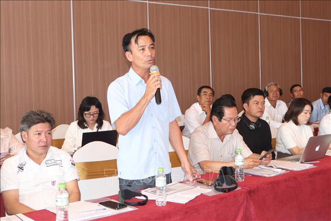 Đại diện hợp tác xã trên địa bàn tỉnh Cà Mau phát biểu. Ảnh: Tuấn Phi - TTXVN