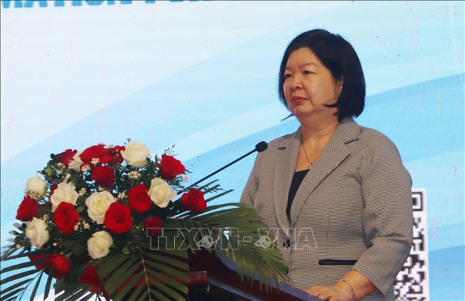 Bà Cao Xuân Thu Vân, Chủ tịch Liên minh Hợp tác xã Việt Nam, phát biểu. Ảnh: Tuấn Phi - TTXVN