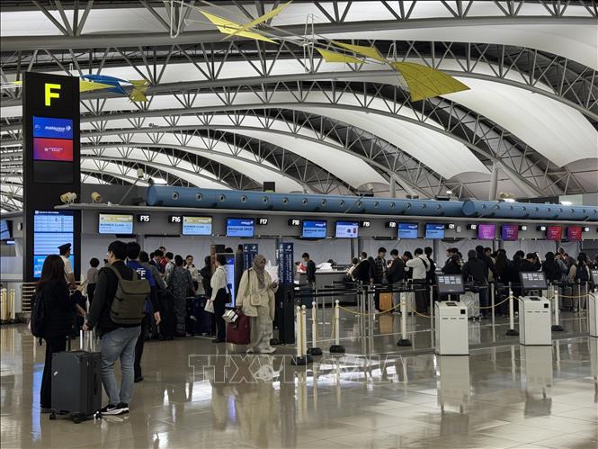 Sảnh làm thủ tục tại ga quốc tế của sân bay Kansai (tỉnh Osaka, Nhật Bản). Ảnh: Phạm Tuân-PV TTXVN tại Nhật Bản