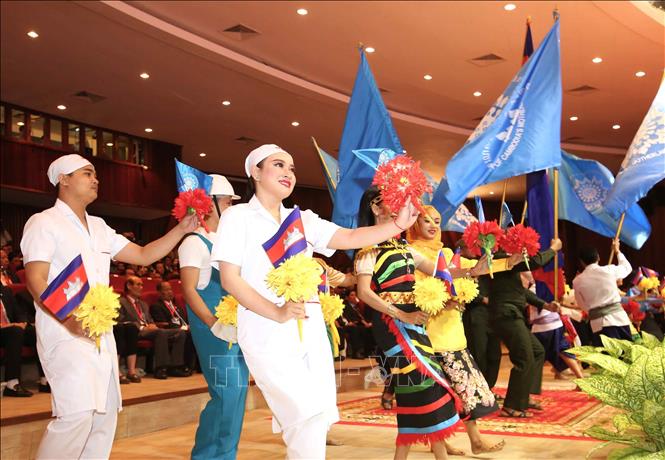 Chương trình biểu diễn nghệ thuật chào mừng tại sự kiện. Ảnh: Huỳnh Thảo - PV TTXVN tại Campuchia