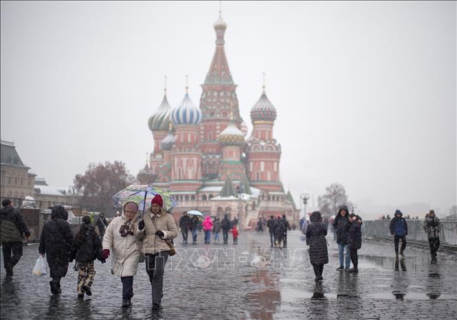 Người dân tại Moskva, Nga. Ảnh: THX/TTXVN