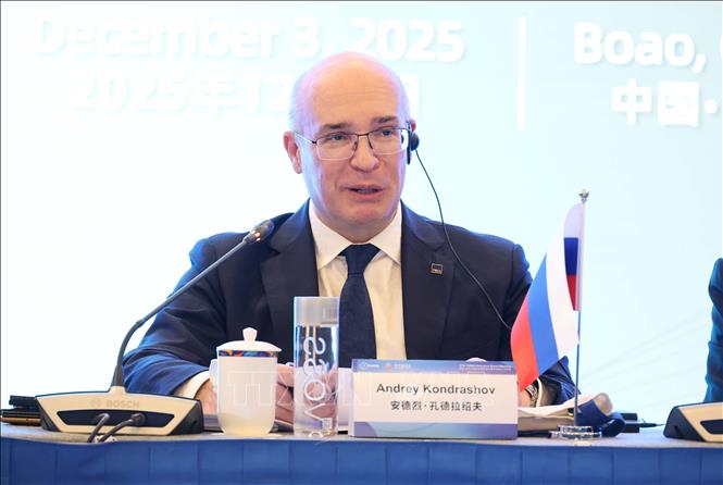 Chủ tịch đương nhiệm OANA, Tổng giám đốc hãng thông tấn TASS (Liên bang Nga) Andrey Kondrashov phát biểu tại Phiên khai mạc Hội nghị. Ảnh: Công Tuyên - PV TTXVN tại Trung Quốc