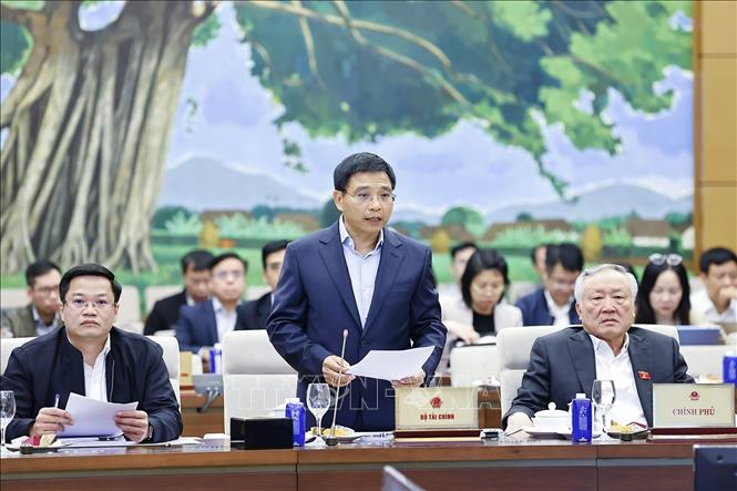 Bộ trưởng Bộ Tài chính Nguyễn Văn Thắng phát biểu. Ảnh: Doãn Tấn - TTXVN