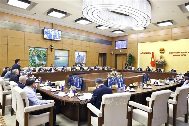 Quang cảnh phiên họp. Ảnh: Doãn Tấn - TTXVN