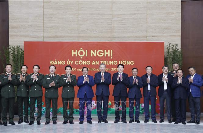 Tổng Bí thư Tô Lâm và các đại biểu. Ảnh: Thống Nhất – TTXVN