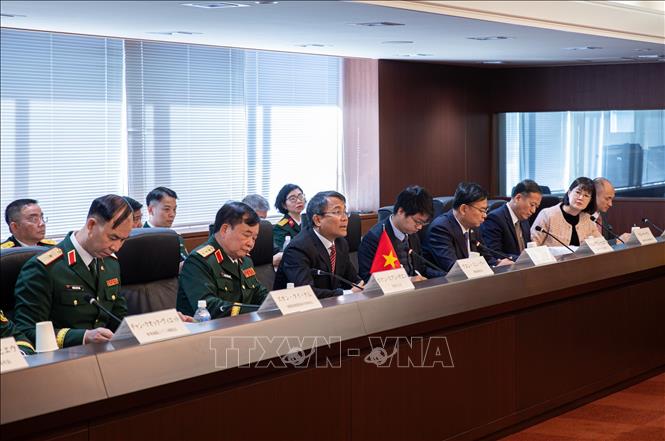 Đồng chí Nguyễn Minh Vũ, Ủy viên dự khuyết Trung ương Đảng, Thứ trưởng Thường trực Bộ Ngoại giao phát biểu tại Đối thoại. Ảnh: Xuân Giao - PV TTXVN tại Nhật Bản