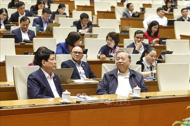 Tổng Bí thư Tô Lâm, Chủ tịch nước Lương Cường dự phiên họp. Ảnh: Doãn Tấn - TTXVN