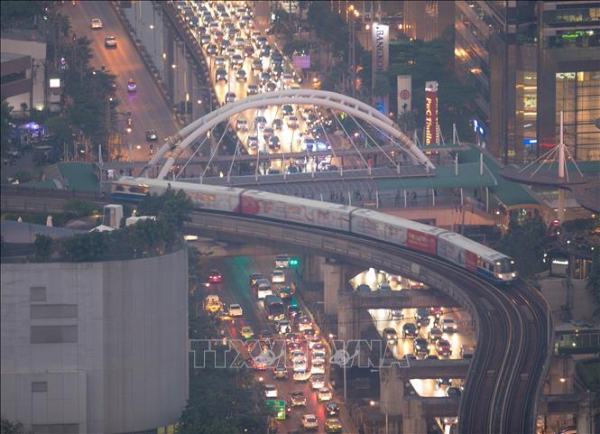 Khói mù ô nhiễm bao phủ tại Bangkok, Thái Lan. Ảnh: THX/TTXVN