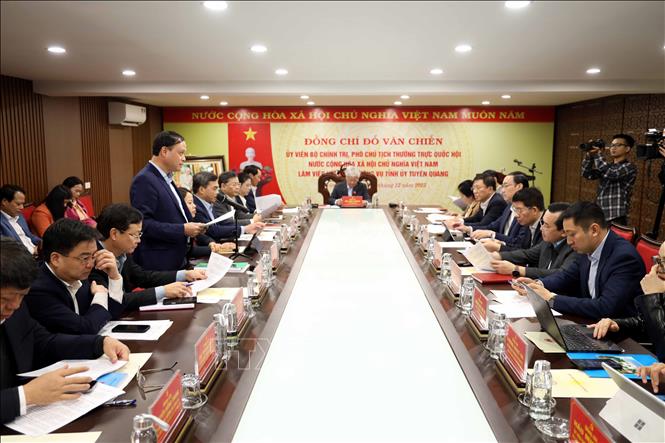 Quang cảnh buổi làm việc. Ảnh: Hoàng Hải - TTXVN