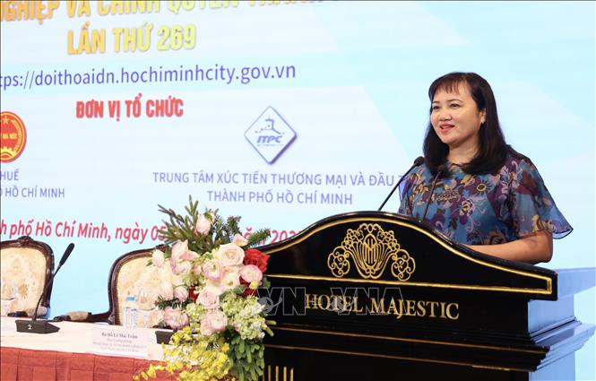 Bà Cao Thị Phi Vân, Phó Giám đốc Trung tâm Xúc tiến Thương mại và Đầu tư TP. Hồ Chí Minh phát biểu tại hội nghị. Ảnh: Xuân Anh – TTXVN