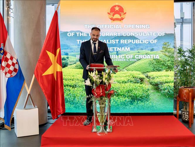 Ông Marko Moric, Lãnh sự danh dự Việt Nam tại Croatia phát biểu tại sự kiện. Ảnh: TTXVN phát