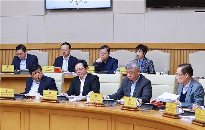 Các thành viên Chính phủ tham dự phiên họp Chính phủ thường kỳ tháng 11/2025. Ảnh: Dương Giang-TTXVN
