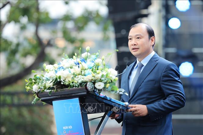 Ông Lê Hải Bình, Ủy viên dự khuyết Ban Chấp hành Trung ương Đảng, Thứ trưởng Thường trực Bộ Văn hóa, Thể thao và Du lịch phát biểu khai mạc buổi lễ. Ảnh: Lê Đông - TTXVN