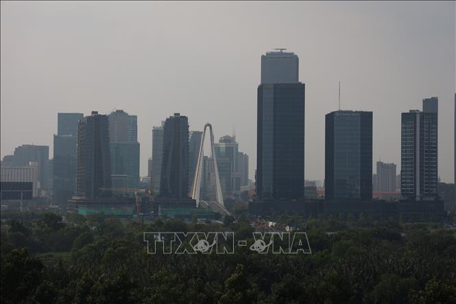 Ô nhiễm bụi mịn ngày càng gia tăng ở Thành phố Hồ Chí Minh. Ảnh: Hồng Đạt - TTXVN 
