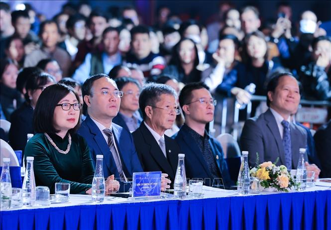 Các đại biểu tham dự buổi lễ. Ảnh: Lê Đông - TTXVN