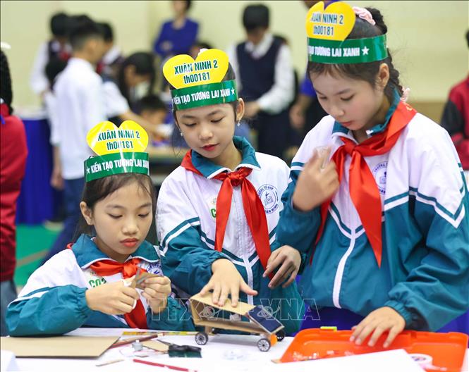 Cuộc thi HNUE Olympic STEM 2025 có chủ đề là “Shaping a Green Future – Kiến tạo tương lai xanh” thu hút gần 1.500 đội thi, với khoảng 4.500 học sinh đến từ 21 Sở GD&ĐT. Ảnh: Thanh Tùng - TTXVN