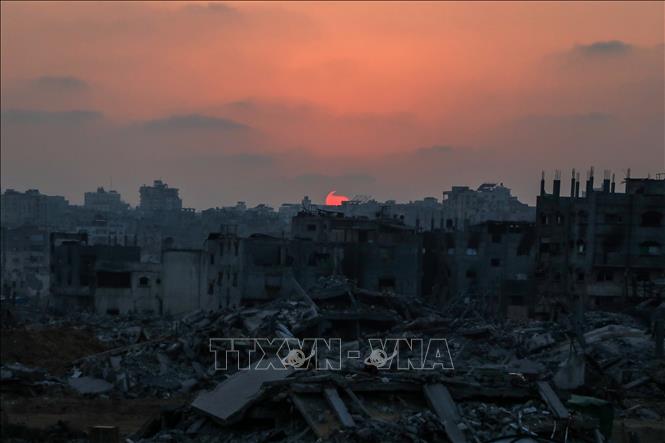 Cảnh tàn phá do xung đột tại khu vực Sheikh Radwan, Gaza. Ảnh: THX/TTXVN