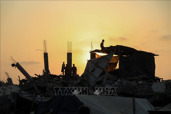 Cảnh tàn phá do xung đột tại khu vực Sheikh Radwan, Gaza. Ảnh: THX/TTXVN