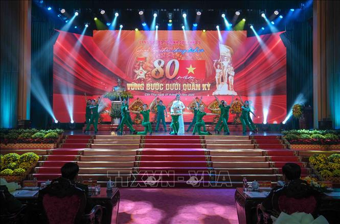 Tiết mục văn nghệ tại chương trình. Ảnh: Thanh Liêm - TTXVN