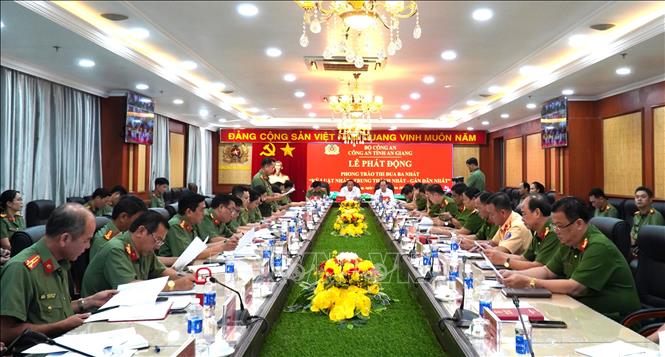 Quang cảnh lễ phát động. Ảnh: Văn Sĩ - TTXVN