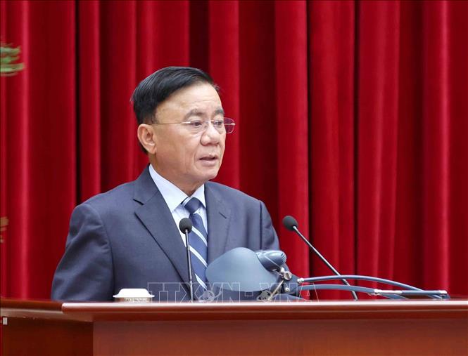 Đồng chí Trần Cẩm Tú, Uỷ viên Bộ Chính trị, Thường trực Ban Bí thư phát biểu chỉ đạo hội nghị. Ảnh: Phương Hoa - TTXVN