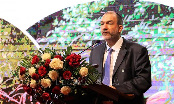 Ông Thibault Ledecq, Giám đốc Bảo tồn tại Tổ chức Quốc tế về Bảo tồn Thiên nhiên tại Việt Nam (WWF-Việt Nam), phát biểu tại Hội nghị. Ảnh: Huỳnh Anh - TTXVN