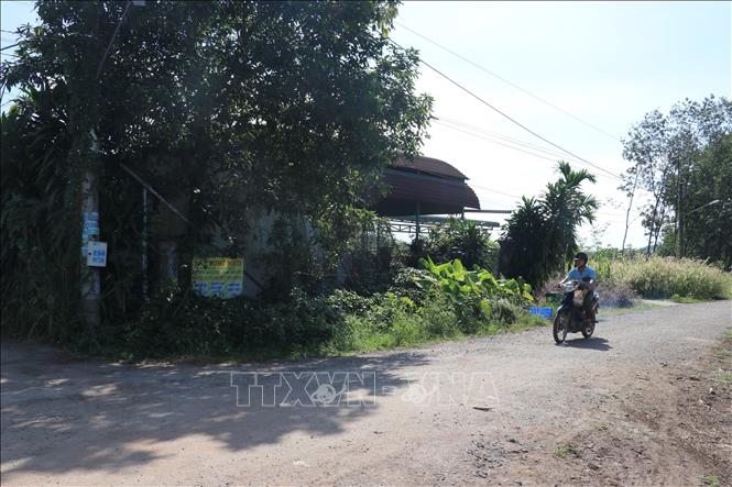 Dự án cao tốc Gia Nghĩa-Chơn Thành đi qua khu dân cư tại địa bàn phường Đồng Xoài được nhiều hộ dân ủng hộ sớm bàn giao mặt bằng thi công. Ảnh: K GỬIH-TTXVN 