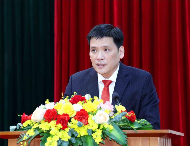 Đồng chí Nguyễn Thanh Bình, Phó Trưởng Ban Tổ chức Trung ương trình bày báo cáo tại hội nghị. Ảnh: Phương Hoa - TTXVN