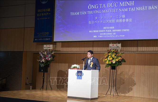 Ông Tạ Đức Minh, Tham tán Thương mại Đại sứ quán Việt Nam tại Nhật Bản phát biểu đầu phiên Thảo luận chuyên đề. Ảnh: Xuân Giao - PV TTXVN tại Nhật Bản