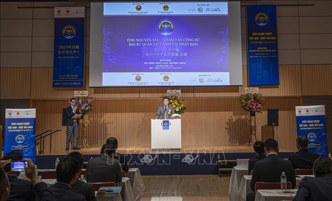 Ông Nguyễn Sáu, Tham tán Công sứ Đại sứ quán Việt Nam tại Nhật Bản tham gia sự kiện. Ảnh: Xuân Giao - PV TTXVN tại Nhật Bản