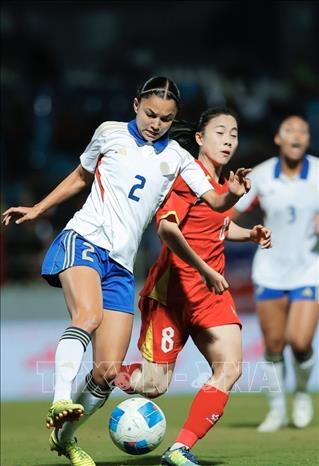 Đội tuyển nữ Philippines có lợi thế hơn về thể hình. Ảnh: Minh Quyết - PV TTXVN tại Thái Lan